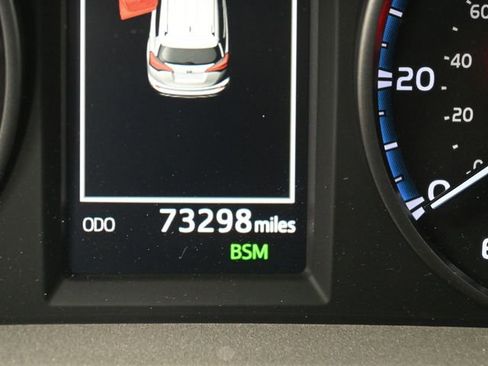 Used 2018 Toyota RAV4 XLE w/ Plus Extra Value Package image 15