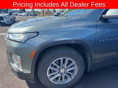 Used 2023 Chevrolet Traverse LT FWD image 9