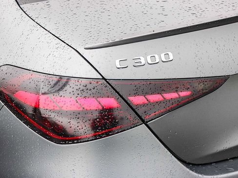 Used 2023 Mercedes-Benz C 300 Sedan image 6