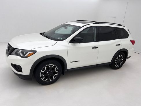Used 2020 Nissan Pathfinder SL AWD/4WD image 5