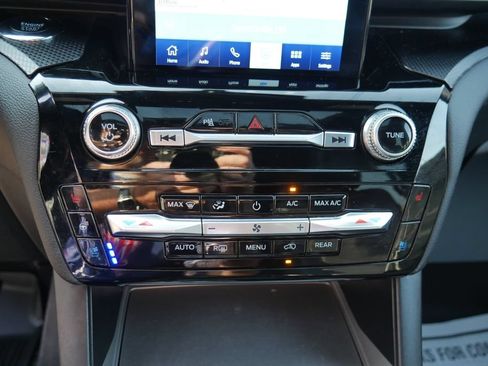 Used 2024 Ford Explorer ST w/ Equipment Group 401A AWD/4WD image 15