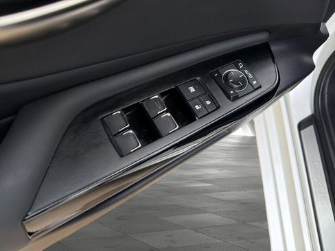 Certified 2023 Lexus ES 350 w/ Premium Package FWD image 7