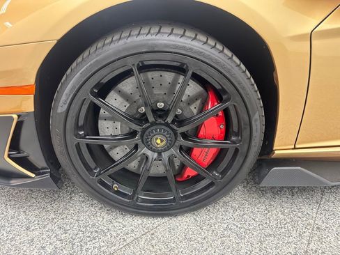 Used 2019 Lamborghini Aventador SVJ image 28