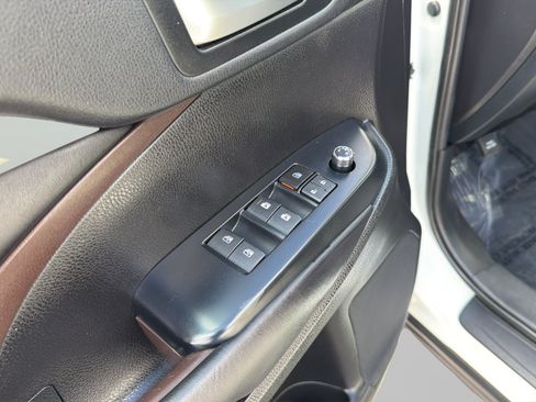 Used 2019 Toyota Highlander XLE AWD/4WD image 19