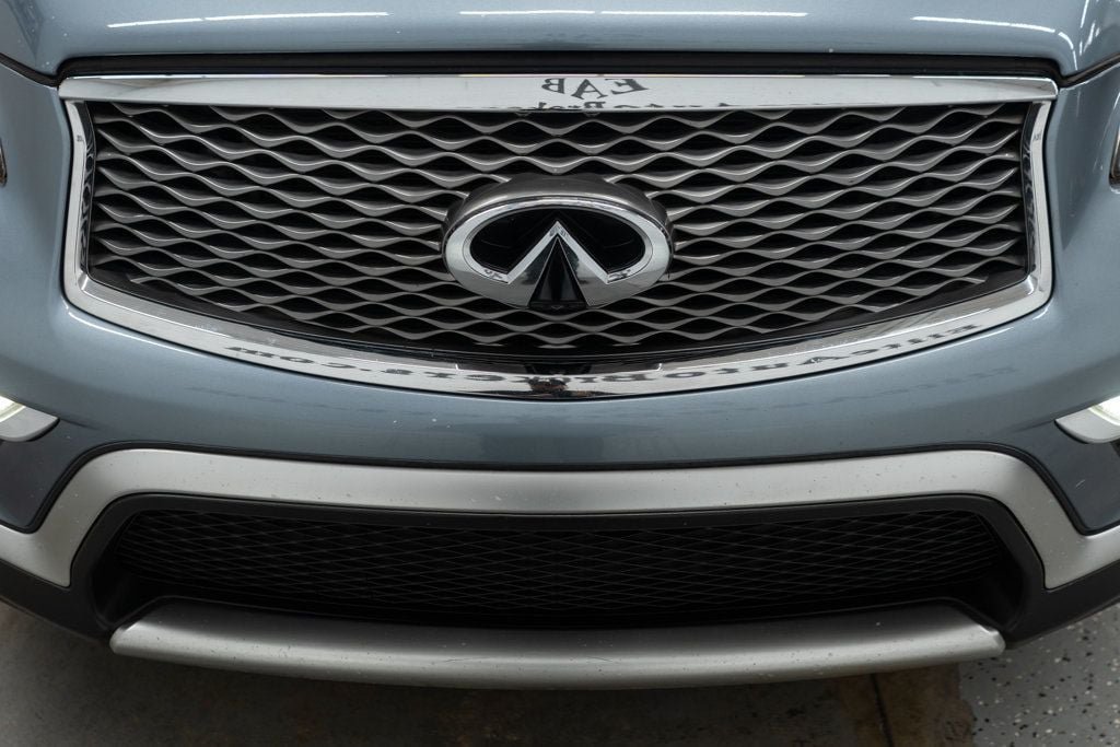 Used 2017 INFINITI QX50 2WD w/ Deluxe Touring Package image 37