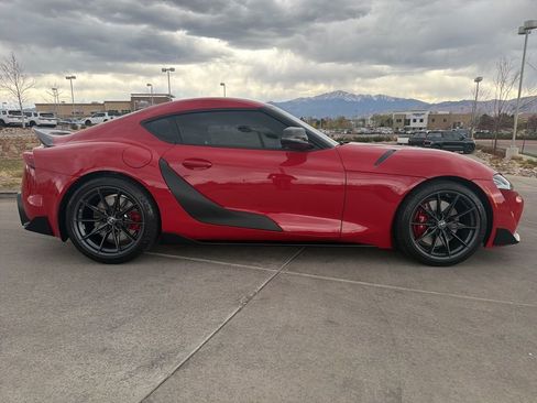 Used 2025 Toyota Supra Premium w/ Driver Assist Package image 9