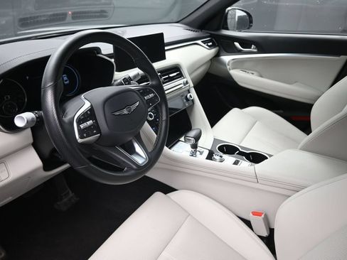 Used 2025 Genesis G70 2.5T AWD/4WD image 21