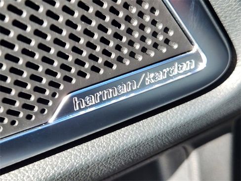 Used 2025 Kia Telluride SX image 23