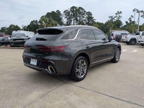 Used 2025 Genesis GV70 2.5T AWD/4WD image 3