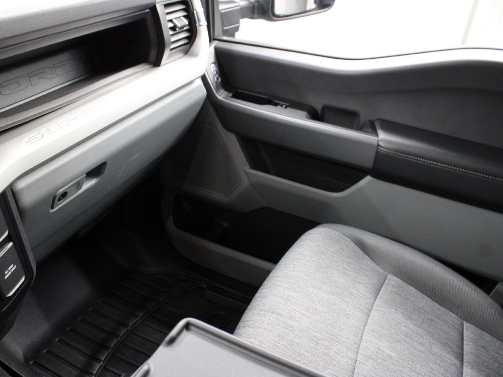 Used 2023 Ford F250 XL w/ STX Appearance Package AWD/4WD image 35