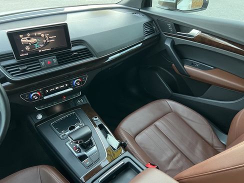 Used 2018 Audi Q5 2.0T Premium Plus w/ Premium Plus Package image 25