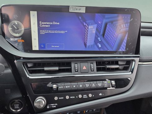 New 2025 Lexus ES 350 Ultra Luxury image 16