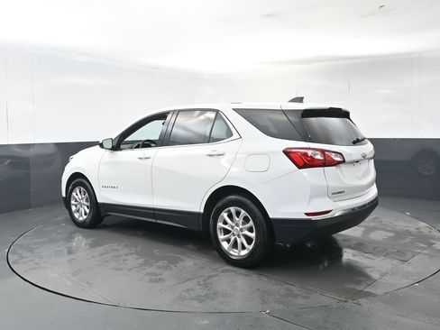 Used 2019 Chevrolet Equinox LT FWD image 3