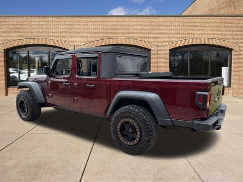 Used 2021 Jeep Gladiator Sport w/ Trailer Tow Package AWD/4WD image 11