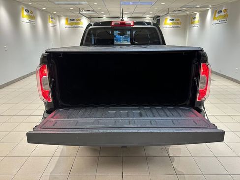 Used 2017 GMC Canyon Denali image 18