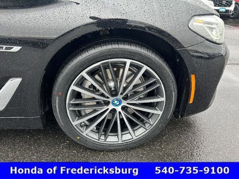 Used 2023 BMW 530e xDrive image 33