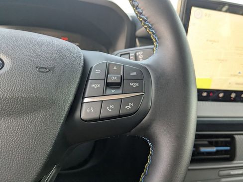 New 2025 Ford Maverick Lobo image 41