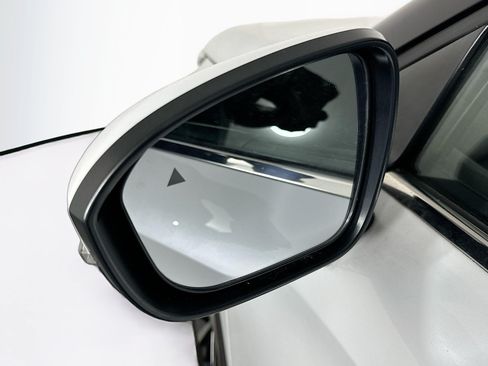 Used 2024 Mitsubishi Outlander SE FWD image 16