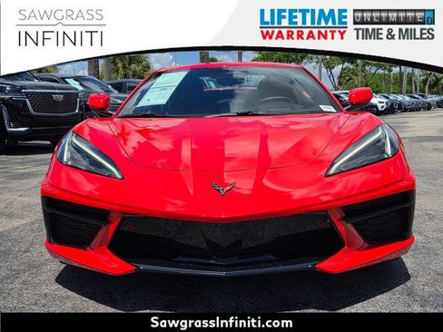 Used 2025 Chevrolet Corvette Stingray Premium Conv w/ 3LT RWD image 8