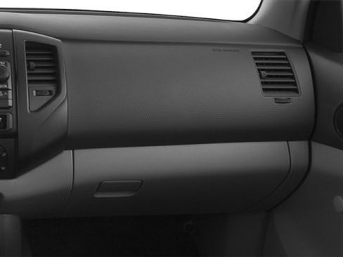 Used 2014 Toyota Tacoma 4x4 Regular Cab image 15