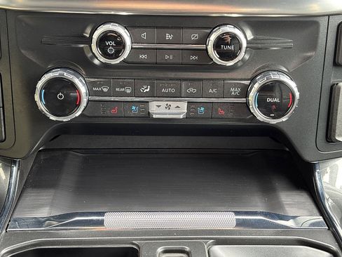 Used 2022 Ford F150 Lariat AWD/4WD image 27