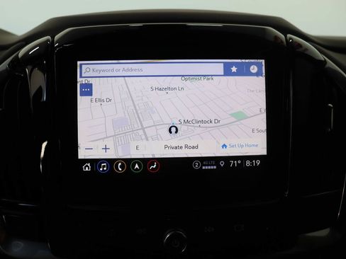 Used 2023 Chevrolet Traverse RS FWD image 12