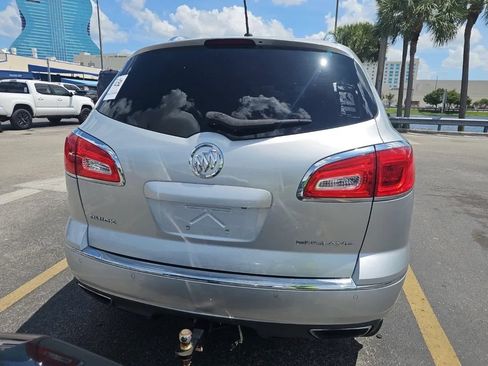 Used 2014 Buick Enclave Leather FWD image 5