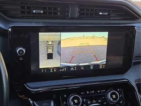 Used 2022 GMC Sierra 1500 AT4 w/ AT4 Premium Package image 28