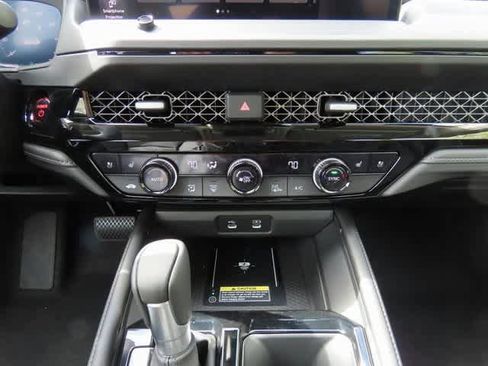 New 2025 Honda Accord Touring image 19