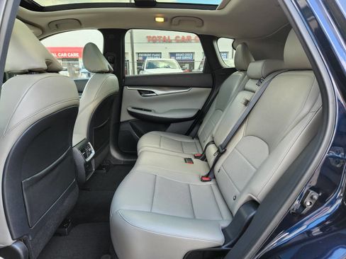 Used 2023 INFINITI QX50 Luxe image 13