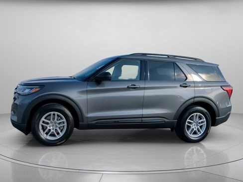 New 2026 Ford Explorer Active image 14