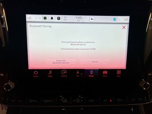 Used 2022 Jeep Wagoneer Series III w/ Premium Group I image 10