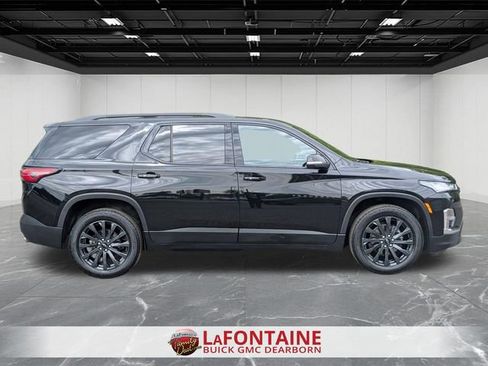 Used 2023 Chevrolet Traverse RS w/ LPO, Floor Liner Package FWD image 6