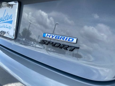 Used 2024 Honda Accord Sport image 11