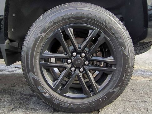 Used 2022 Chevrolet Colorado W/T w/ Custom Special Edition image 27