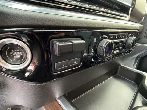 Used 2023 Chevrolet Silverado 1500 High Country w/ High Country Premium Package image 27