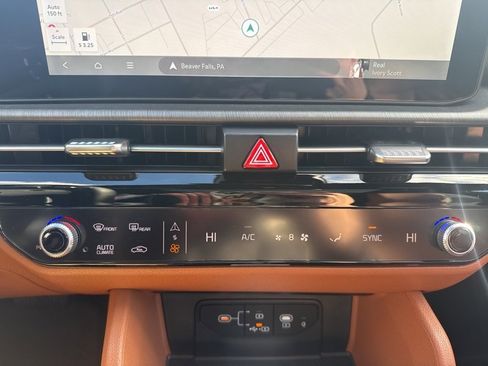 New 2026 Kia Sportage X-Line w/ X-Line Technology Package image 37