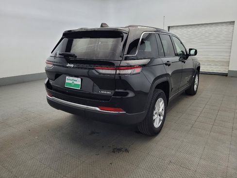 Used 2023 Jeep Grand Cherokee Laredo w/ Luxury Tech Group I AWD/4WD image 9