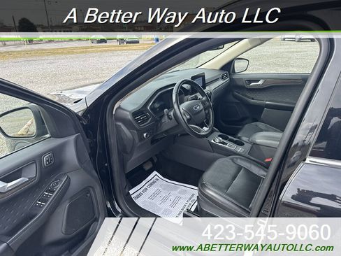 Used 2020 Ford Escape Titanium AWD/4WD image 5
