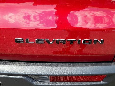 Used 2024 GMC Acadia Elevation AWD/4WD image 31
