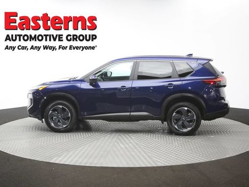 Used 2024 Nissan Rogue SV AWD/4WD image 60