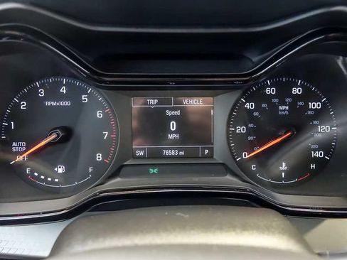 Used 2024 Chevrolet Trax LS FWD image 19
