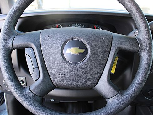 Used 2025 Chevrolet Express 2500 Extended w/ Communications Package image 26