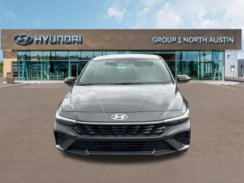New 2026 Hyundai Elantra SEL Sport Premium FWD image 2