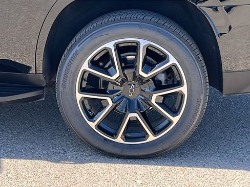 Certified 2023 Chevrolet Tahoe RST image 5