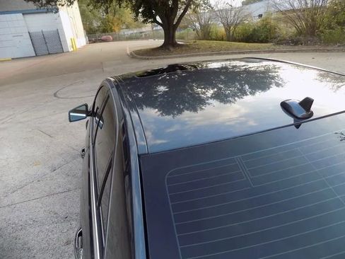 Used 2014 Mercedes-Benz E 350 Sedan image 16