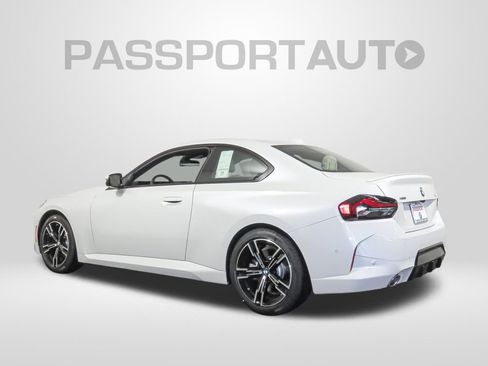 Used 2025 BMW 230i xDrive Coupe w/ M Sport Package AWD/4WD image 3