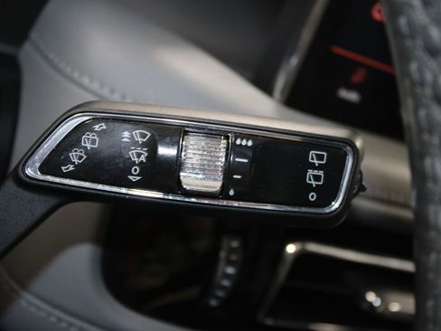 Used 2022 Lincoln Nautilus Reserve image 39