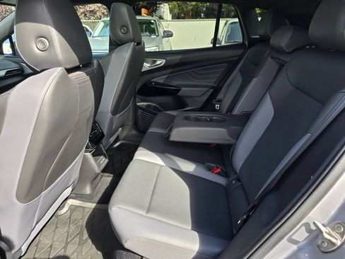 Used 2023 Volkswagen ID.4 Pro S RWD image 17