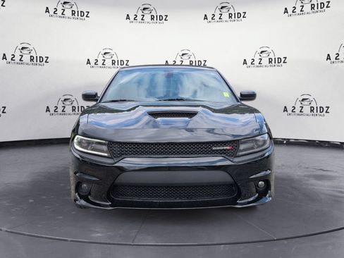 Used 2019 Dodge Charger GT RWD image 2